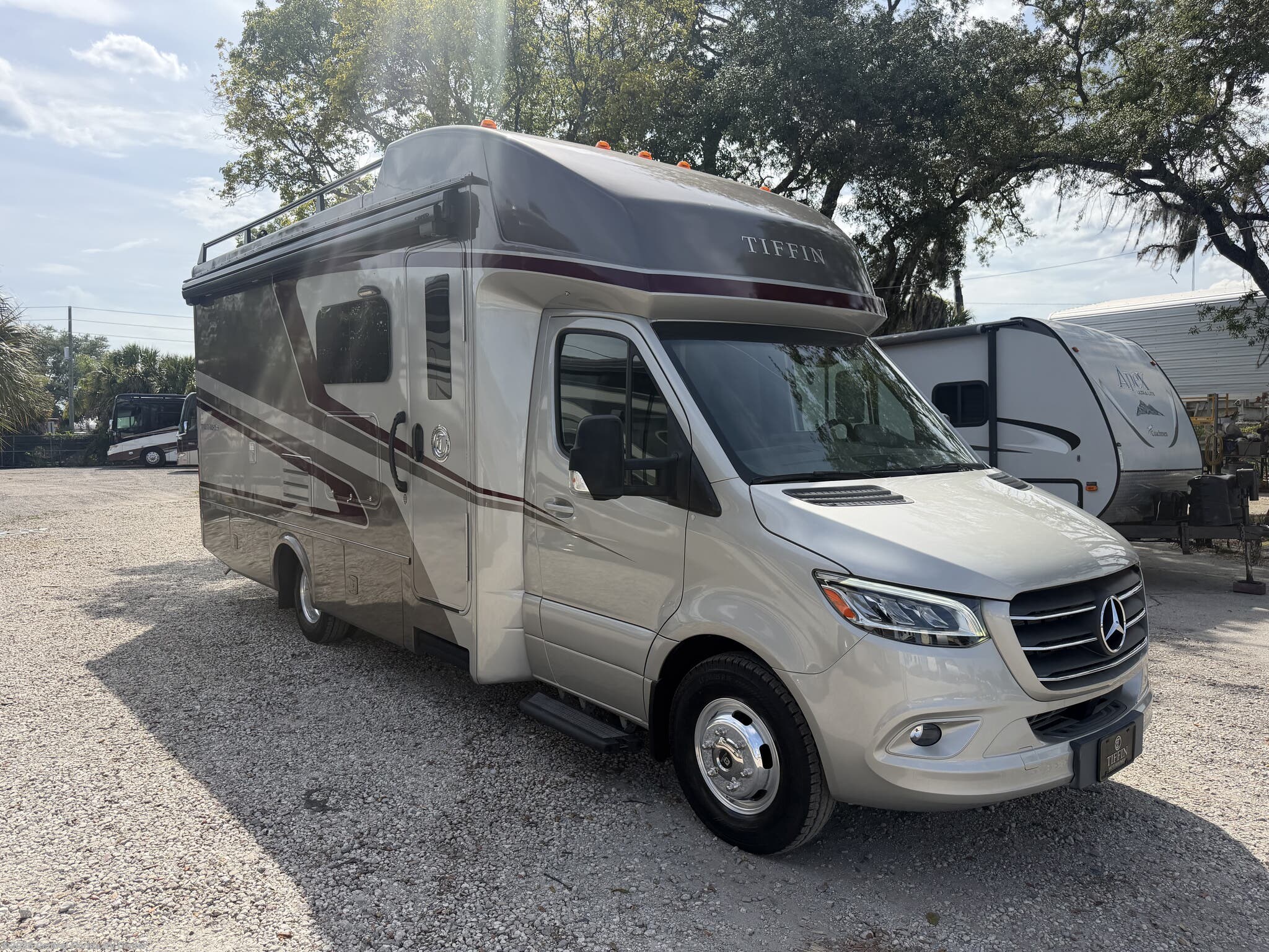 Used 2024 Tiffin Wayfarer 25RW available in Apopka, Florida