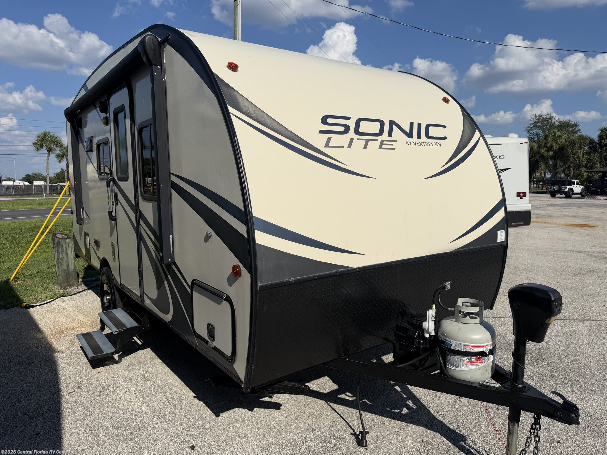 Used 2018 Venture RV Sonic Lite SL169VBH available in Apopka, Florida