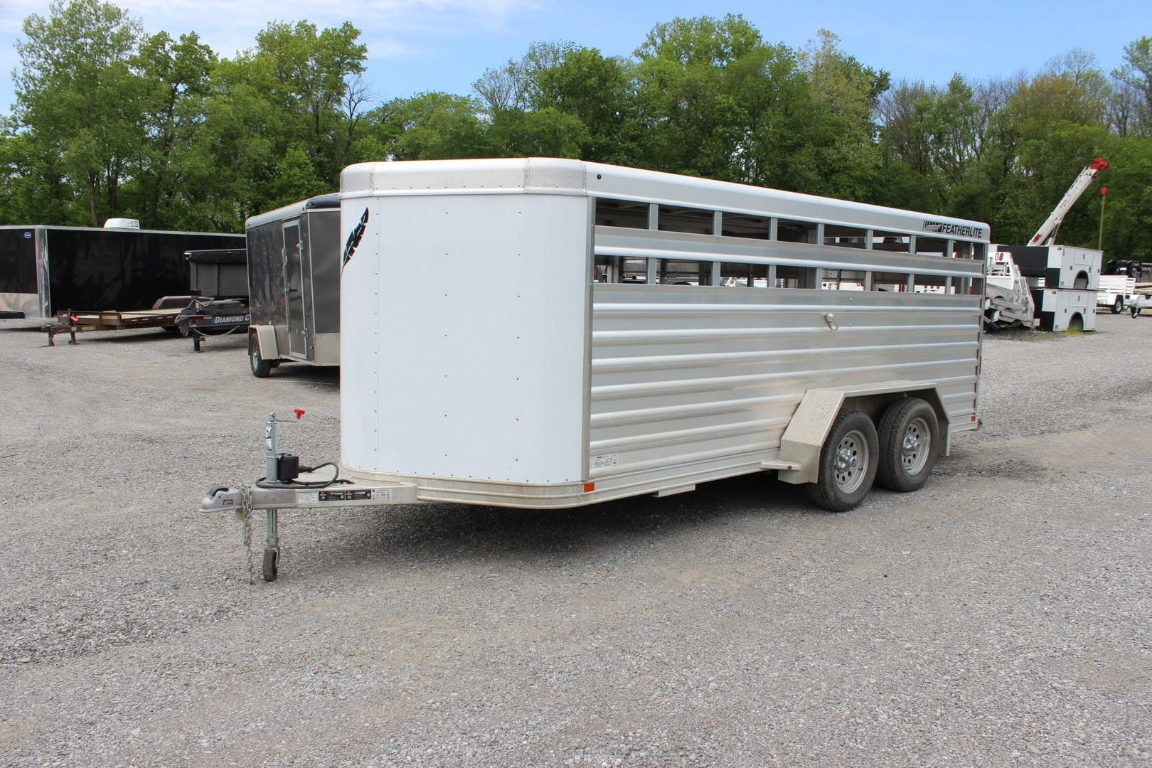 Livestock Trailer 2014 Featherlite 81076716 TrailersUSA