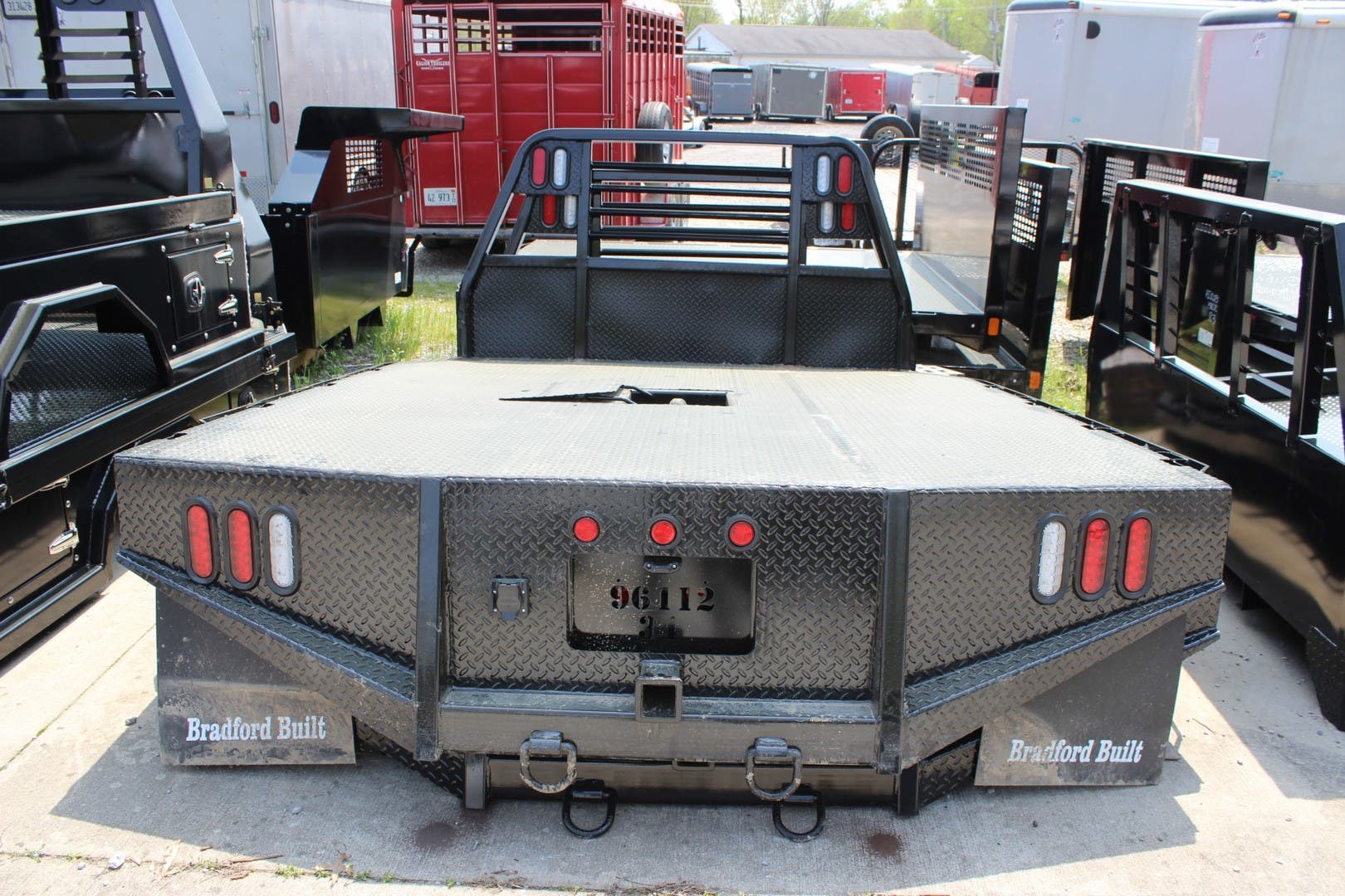 Flatbed 2019 Bradford Built BBMUSTANG9611234RR TrailersUSA