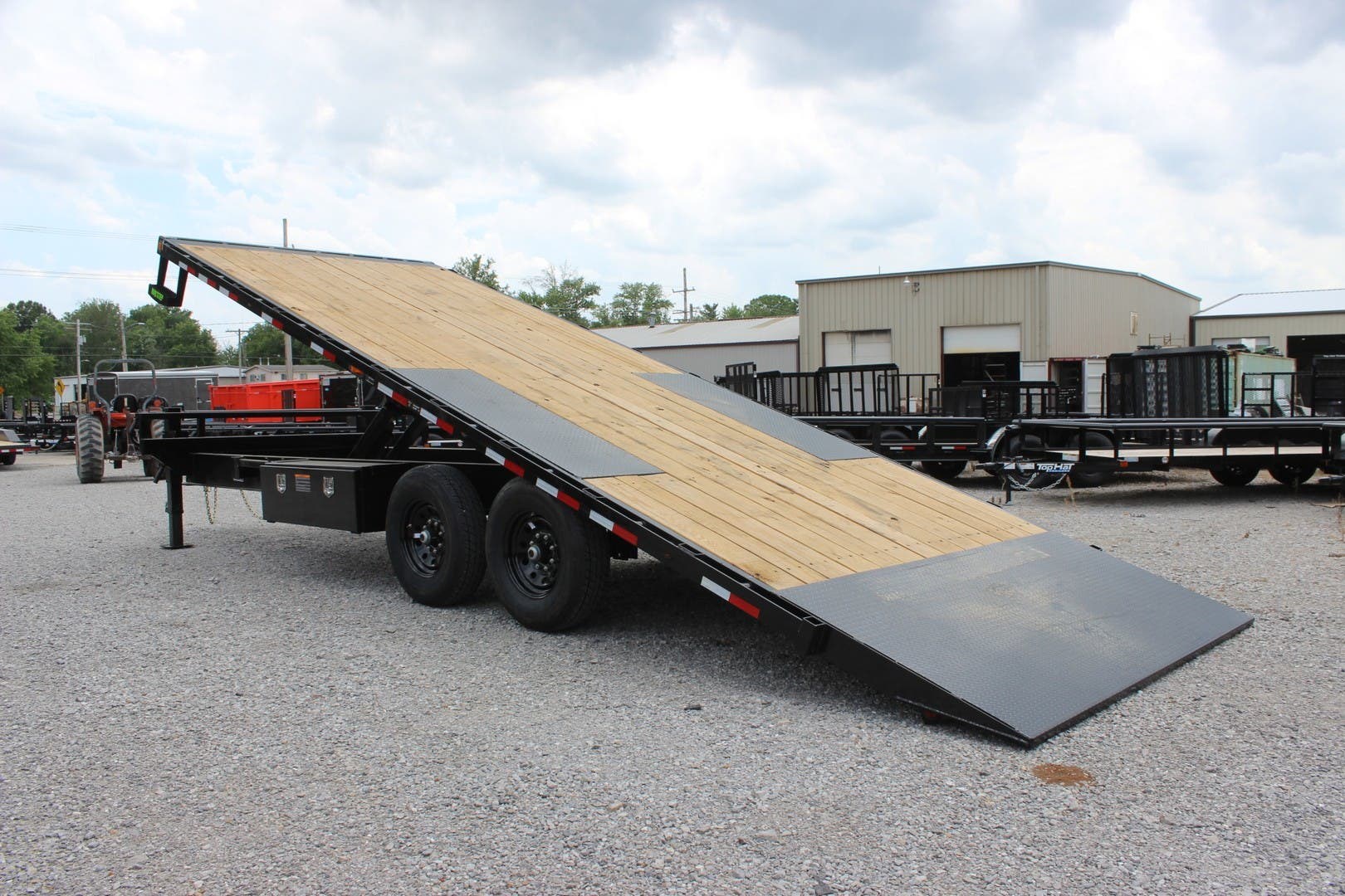 8x24 Tilt Deck Trailer for sale | New Load Trail PE0224072 | TrailersUSA