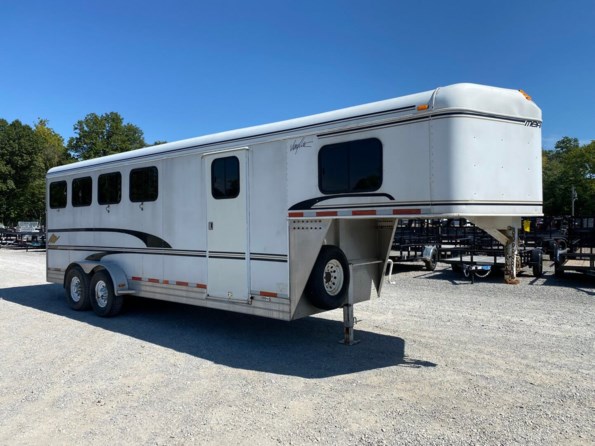 2002 Miscellaneous MERHOW IND 4 HORSE available in Mount Vernon, IL