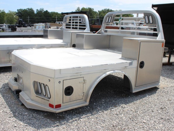 2023 CM Trailers ALSK-102/84/58/42-DLX available in Mount Vernon, IL