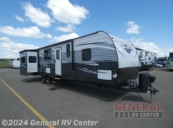 Used 2018 Prime Time Avenger 32DEN available in North Canton, Ohio