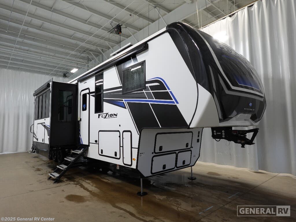 New 2025 Keystone Fuzion 419 available in North Canton, Ohio