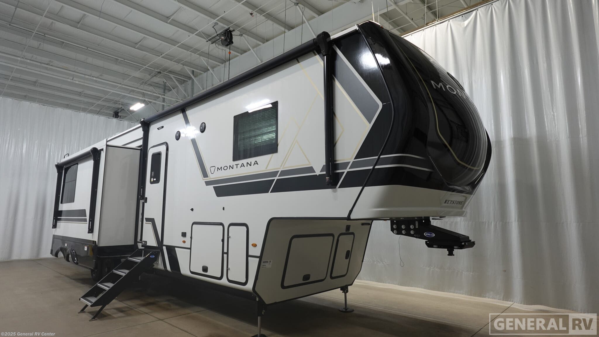 New 2026 Keystone Montana 3915TB available in North Canton, Ohio