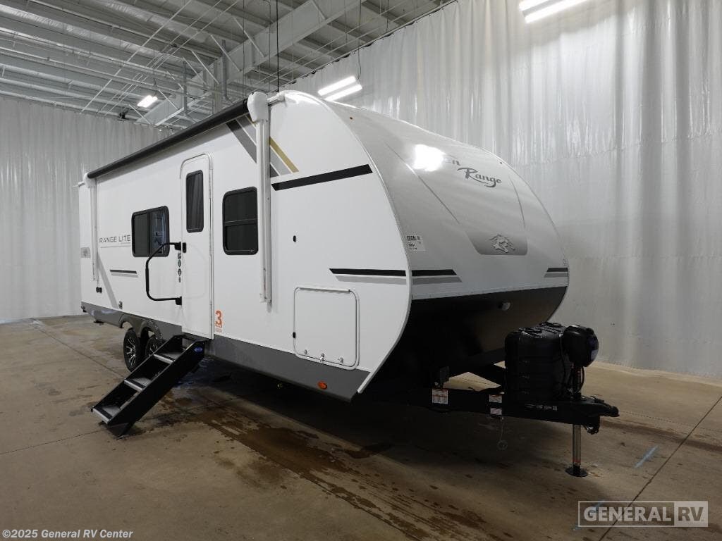 New 2026 Highland Ridge Range Lite 225CK available in North Canton, Ohio