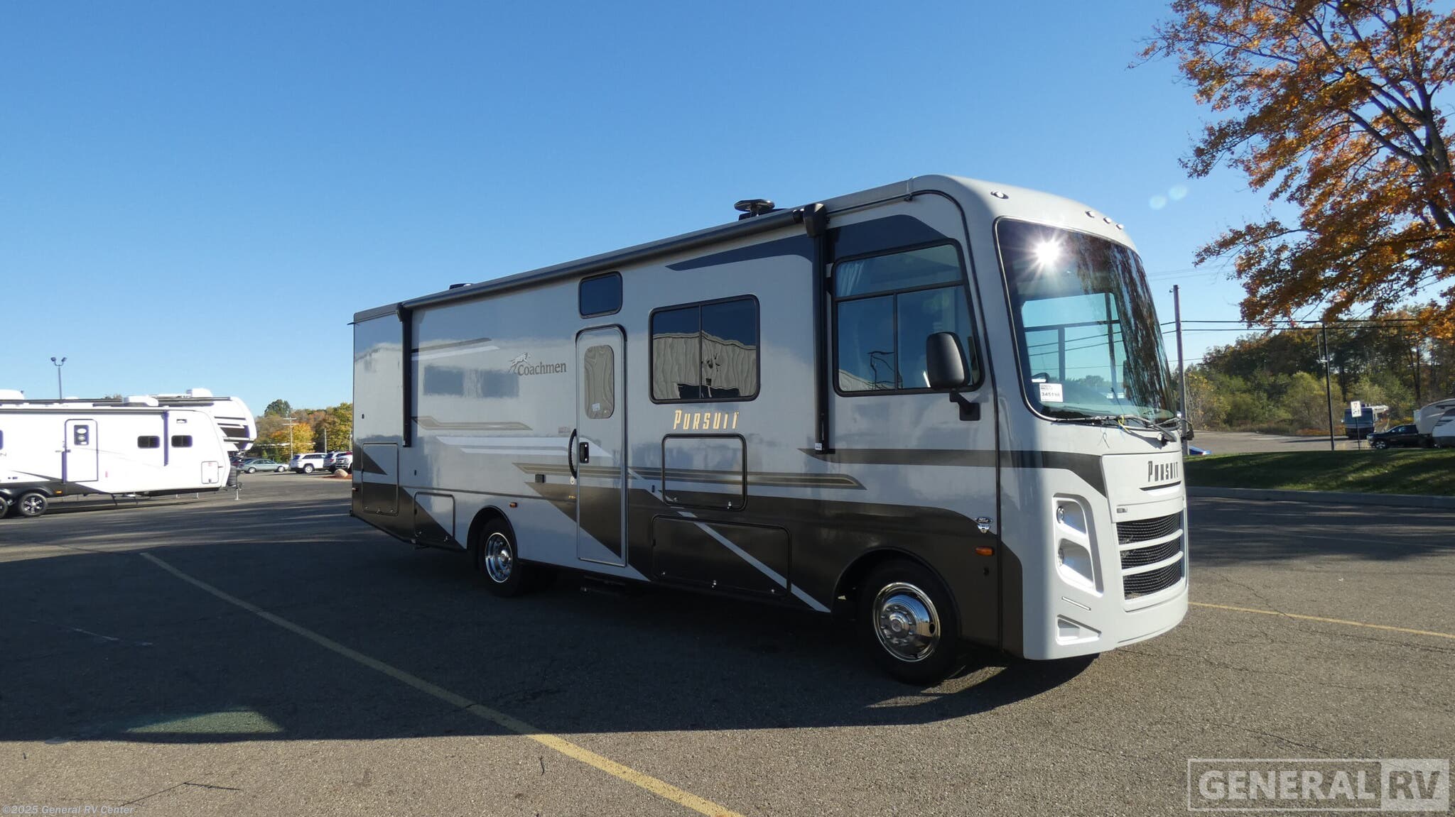 Used 2023 Coachmen Pursuit 31BH-1SL available in North Canton, Ohio