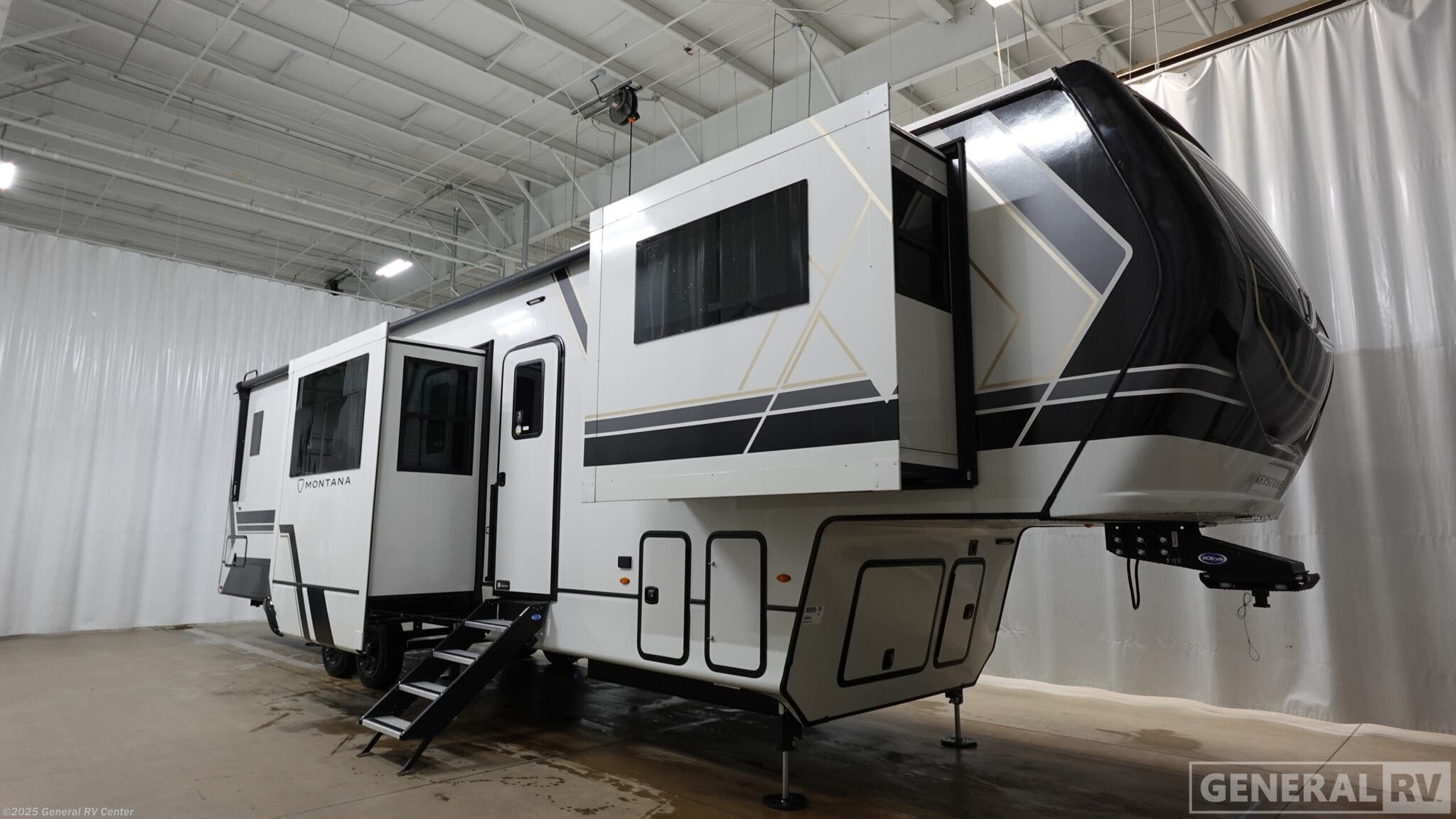 New 2026 Keystone Montana 3761FL available in North Canton, Ohio