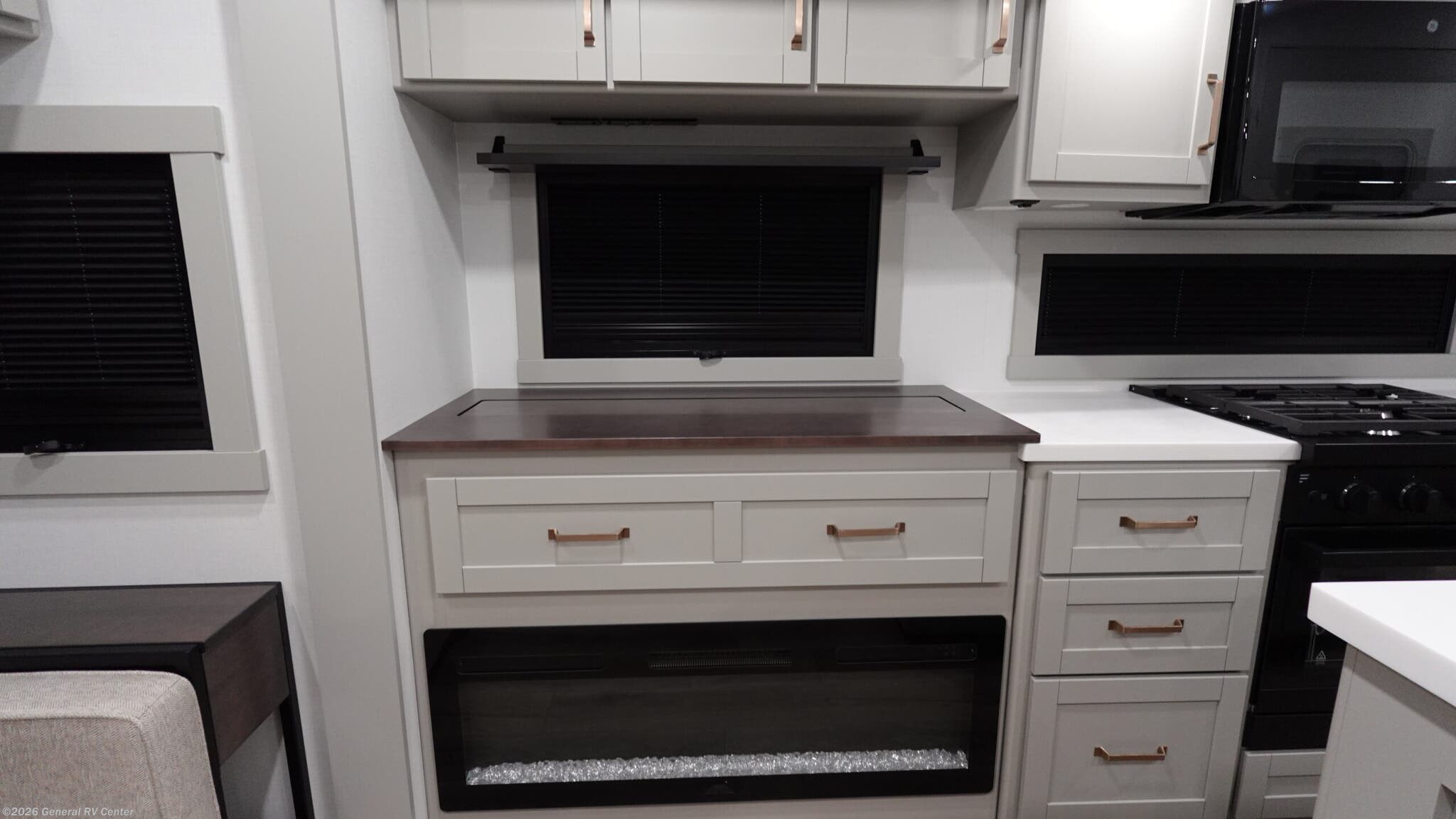 New 2026 Prime Time LaCrosse 44PARK available in North Canton, Ohio