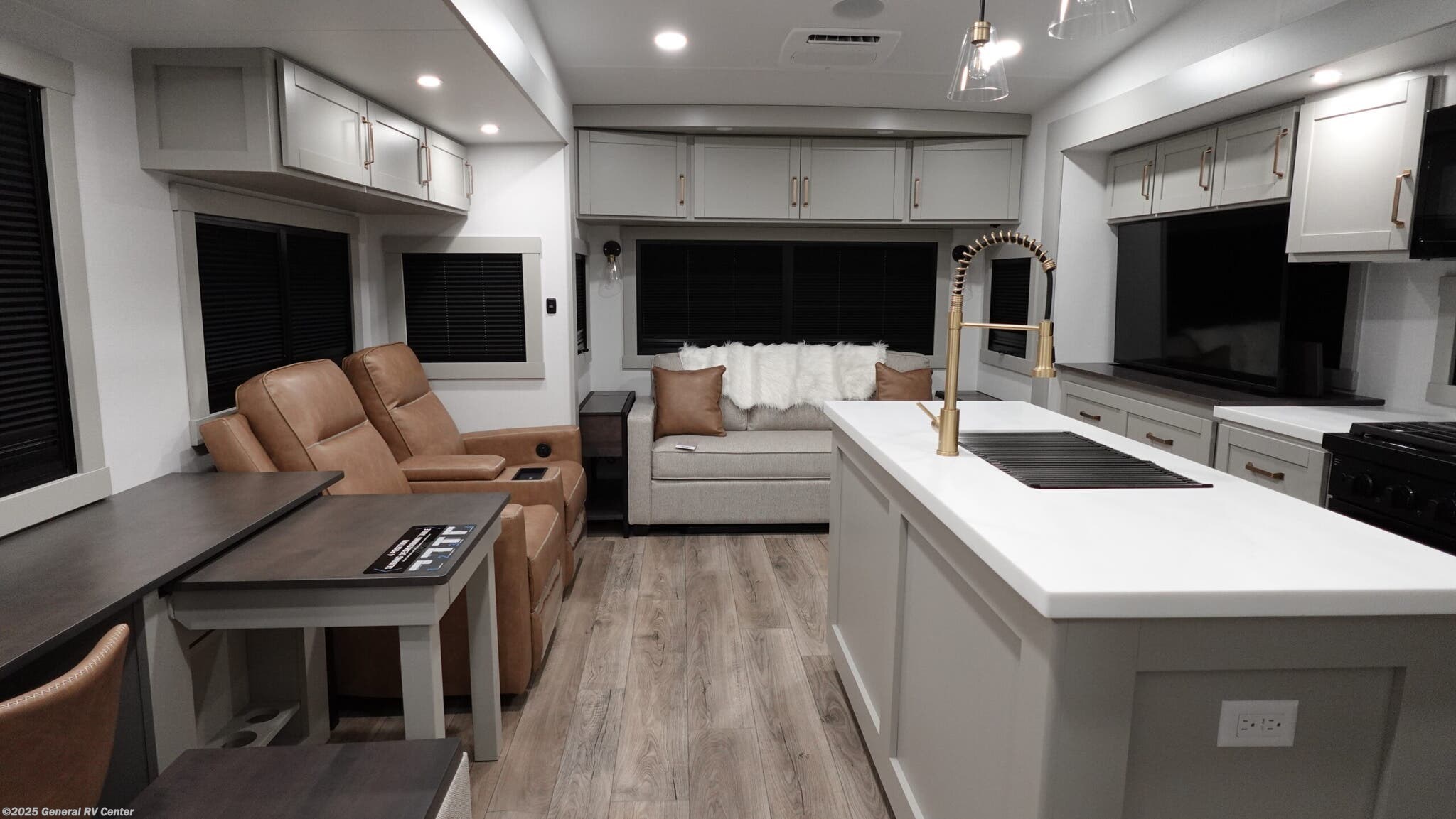 New 2026 Brinkley RV Model Z 3100 available in North Canton, Ohio