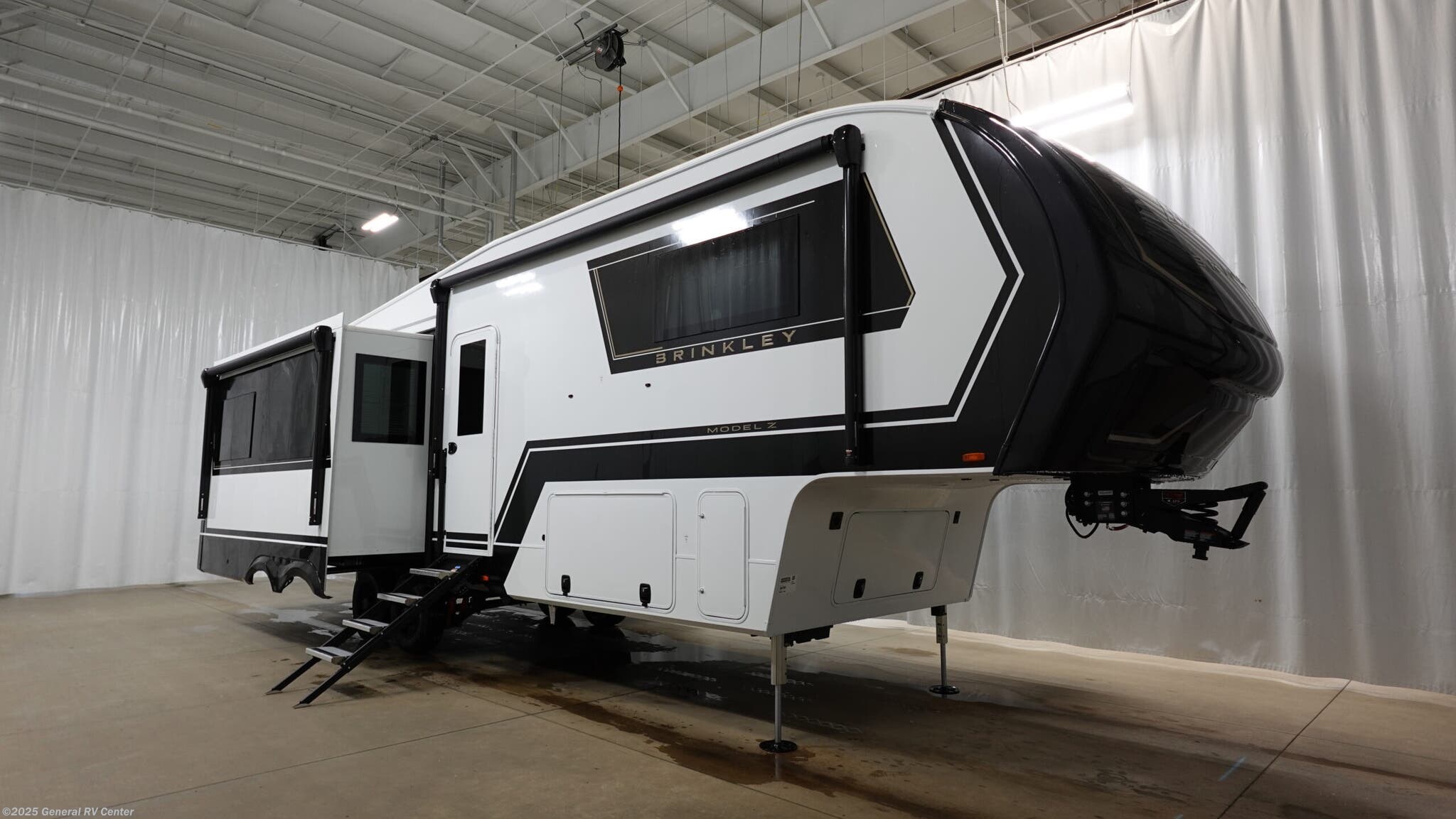 New 2026 Brinkley RV Model Z 3100 available in North Canton, Ohio