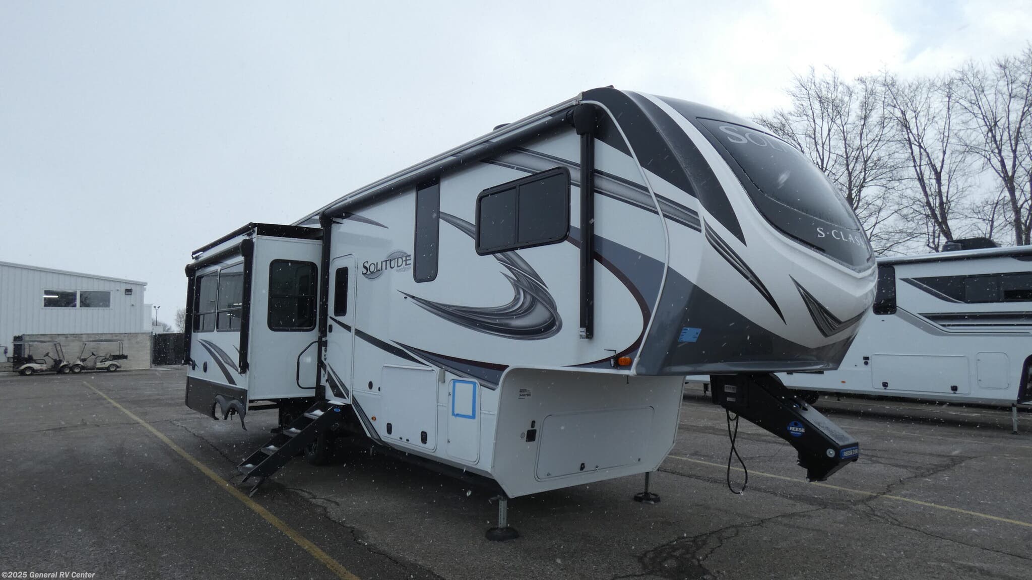Used 2022 Grand Design Solitude 2930RL available in North Canton, Ohio