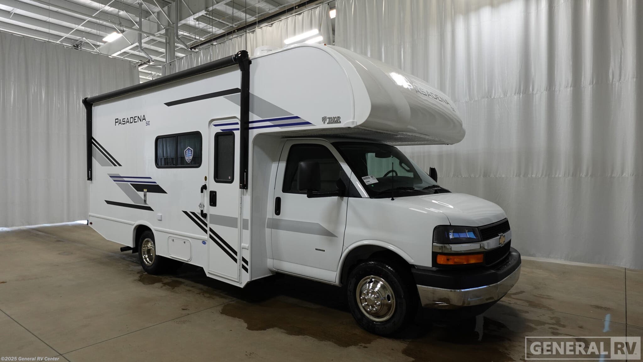 New 2026 Thor Motor Coach Pasadena SZ22 available in North Canton, Ohio