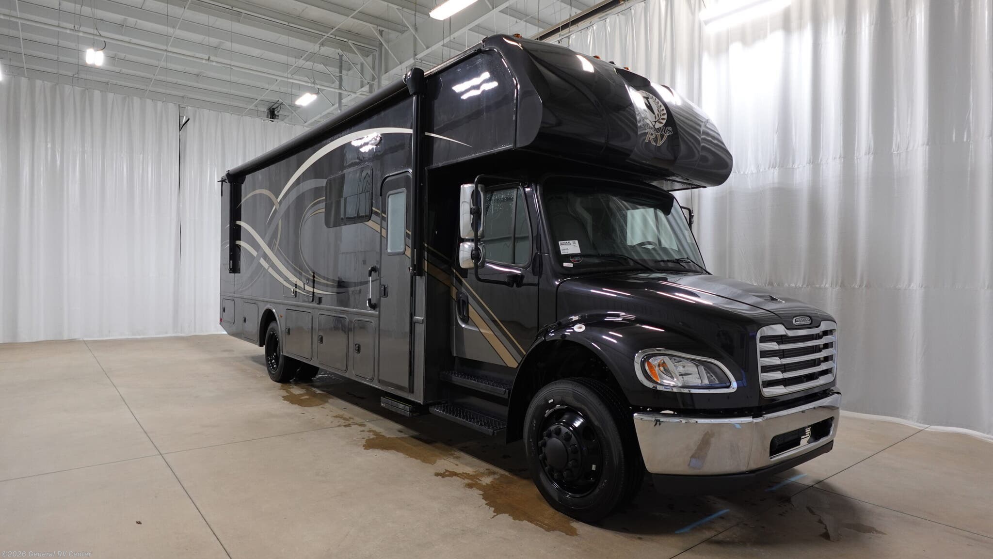 New 2026 Nexus Wraith 32F available in North Canton, Ohio