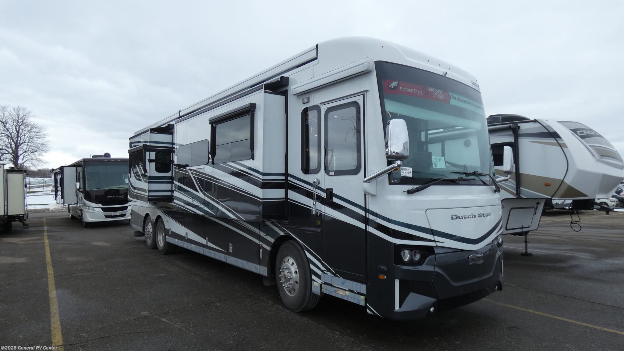 New 2026 Newmar Dutch Star 4081 available in North Canton, Ohio