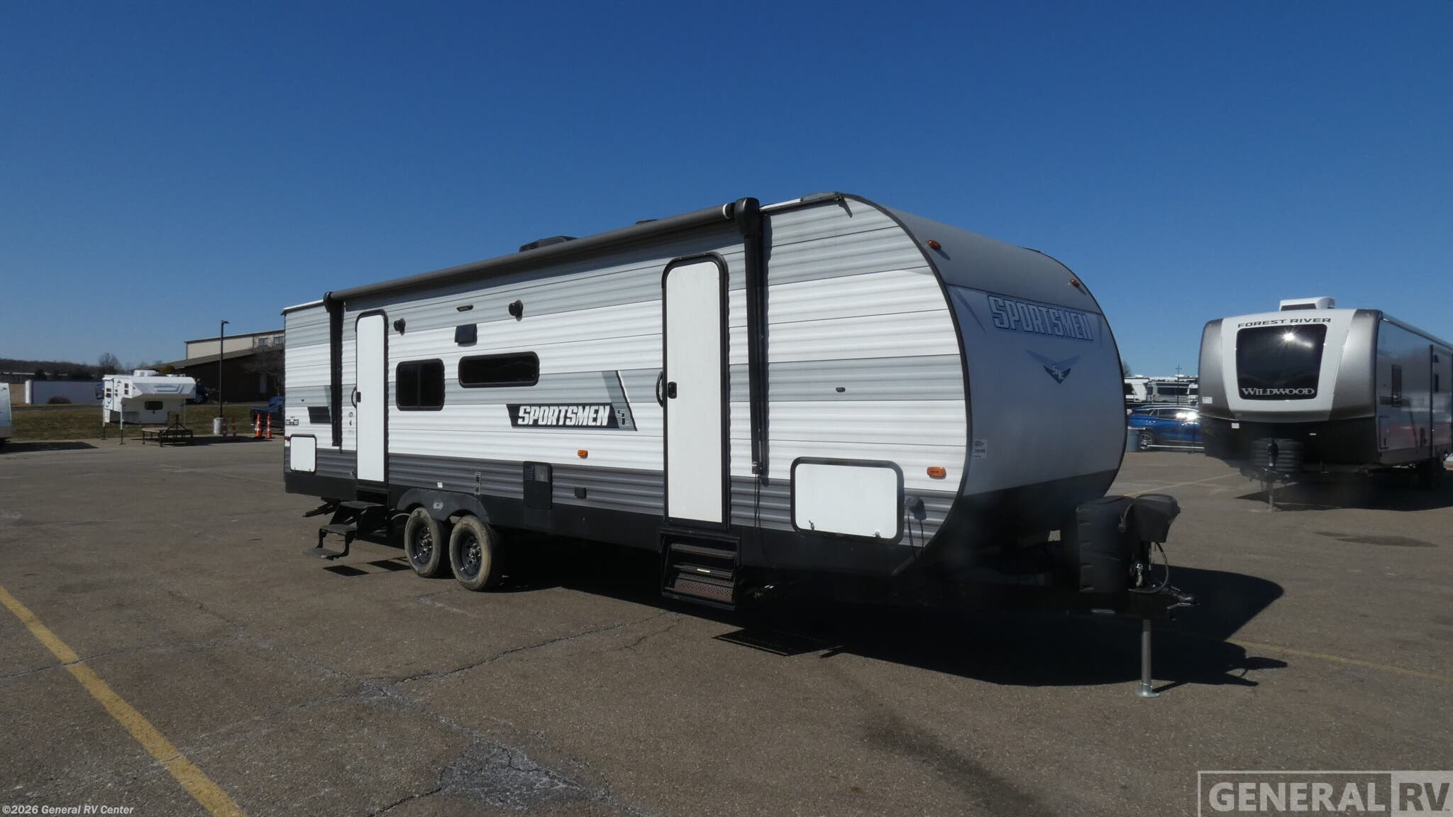 Used 2021 K-Z Sportsmen SE 281BHSE available in North Canton, Ohio