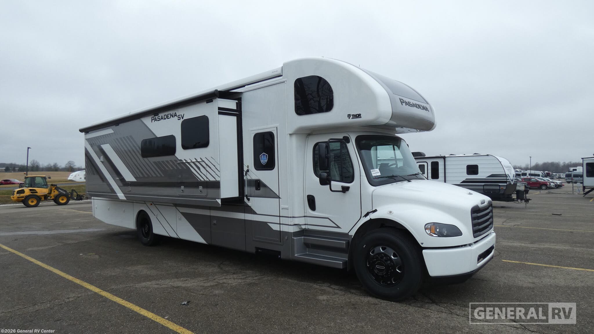 New 2026 Thor Motor Coach Pasadena SV 38DX available in North Canton, Ohio