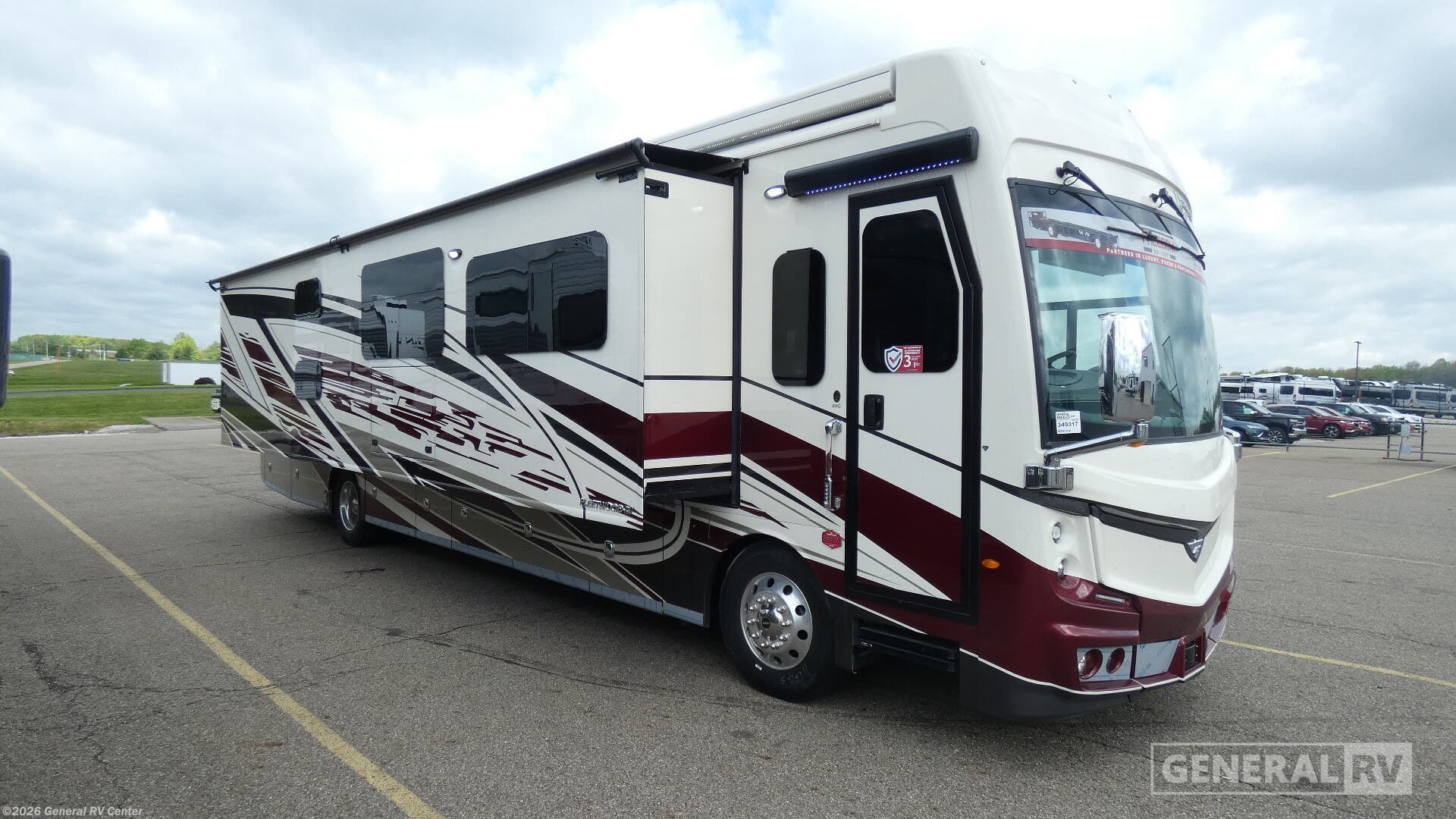 New 2026 Fleetwood Discovery LXE 40G available in North Canton, Ohio