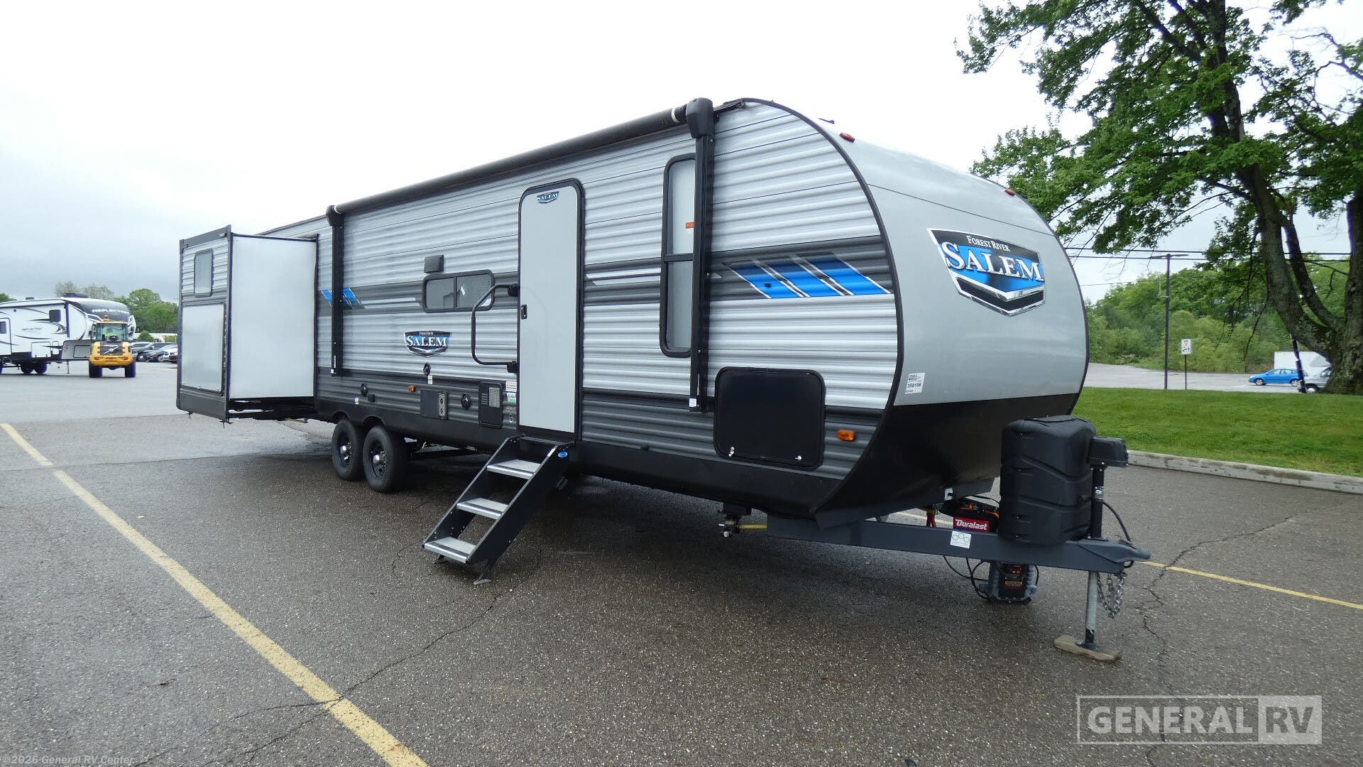 Used 2021 Forest River Salem 31KQBTS available in North Canton, Ohio
