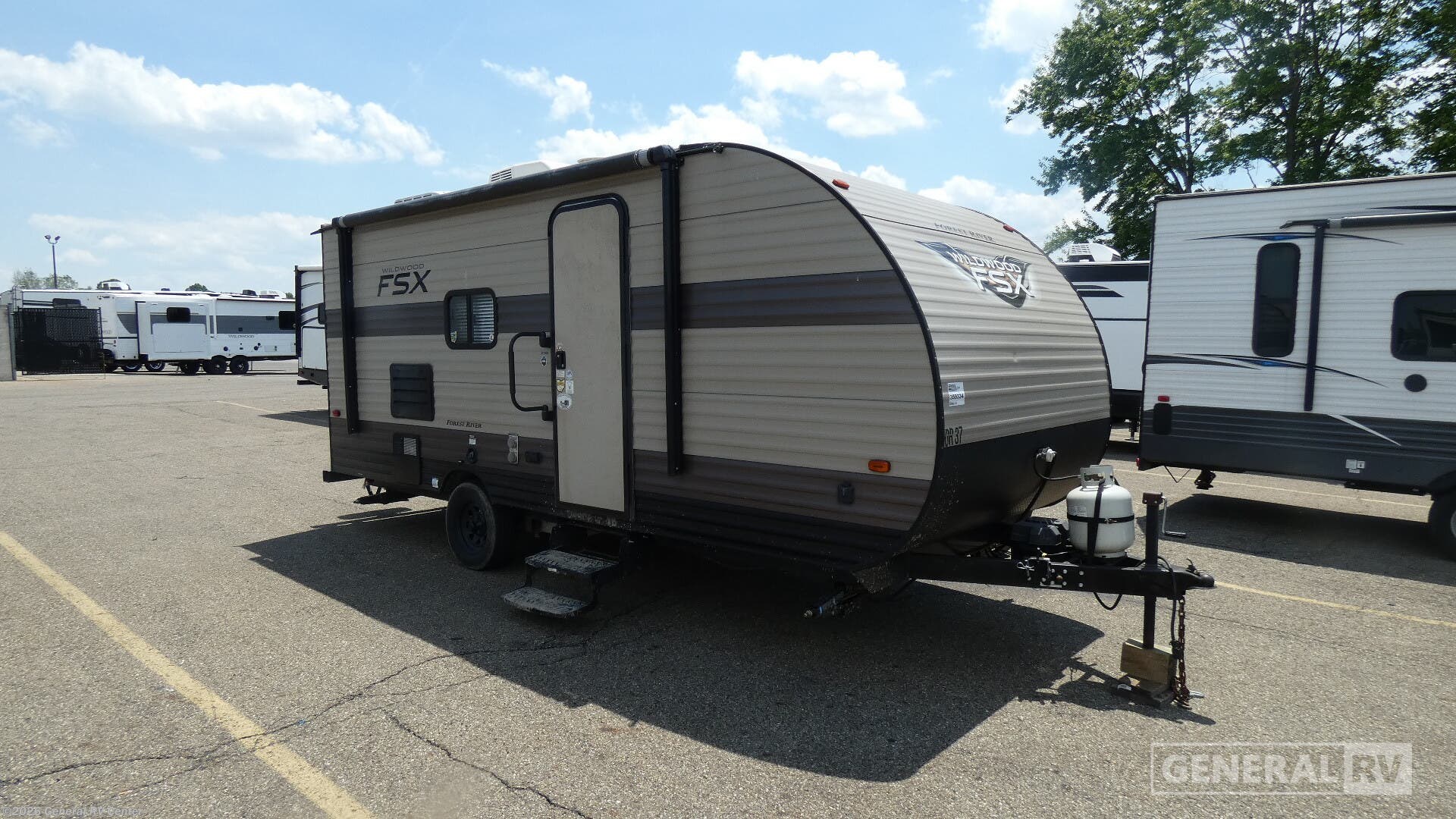 Used 2019 Forest River  Wildwood-FSX 177BH available in North Canton, Ohio