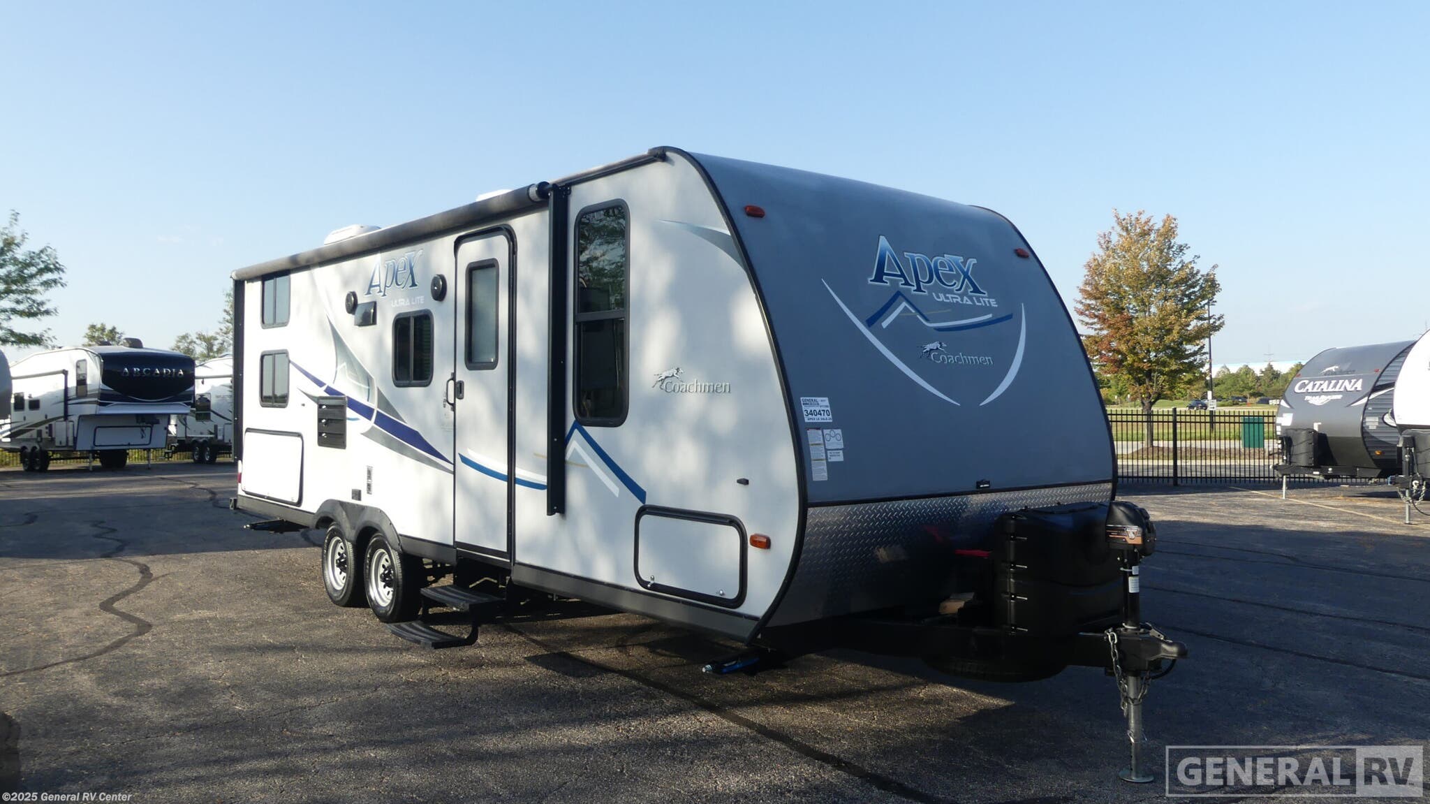 Used 2017 Coachmen Apex ULTRA LITE 24LE available in Huntley, Illinois