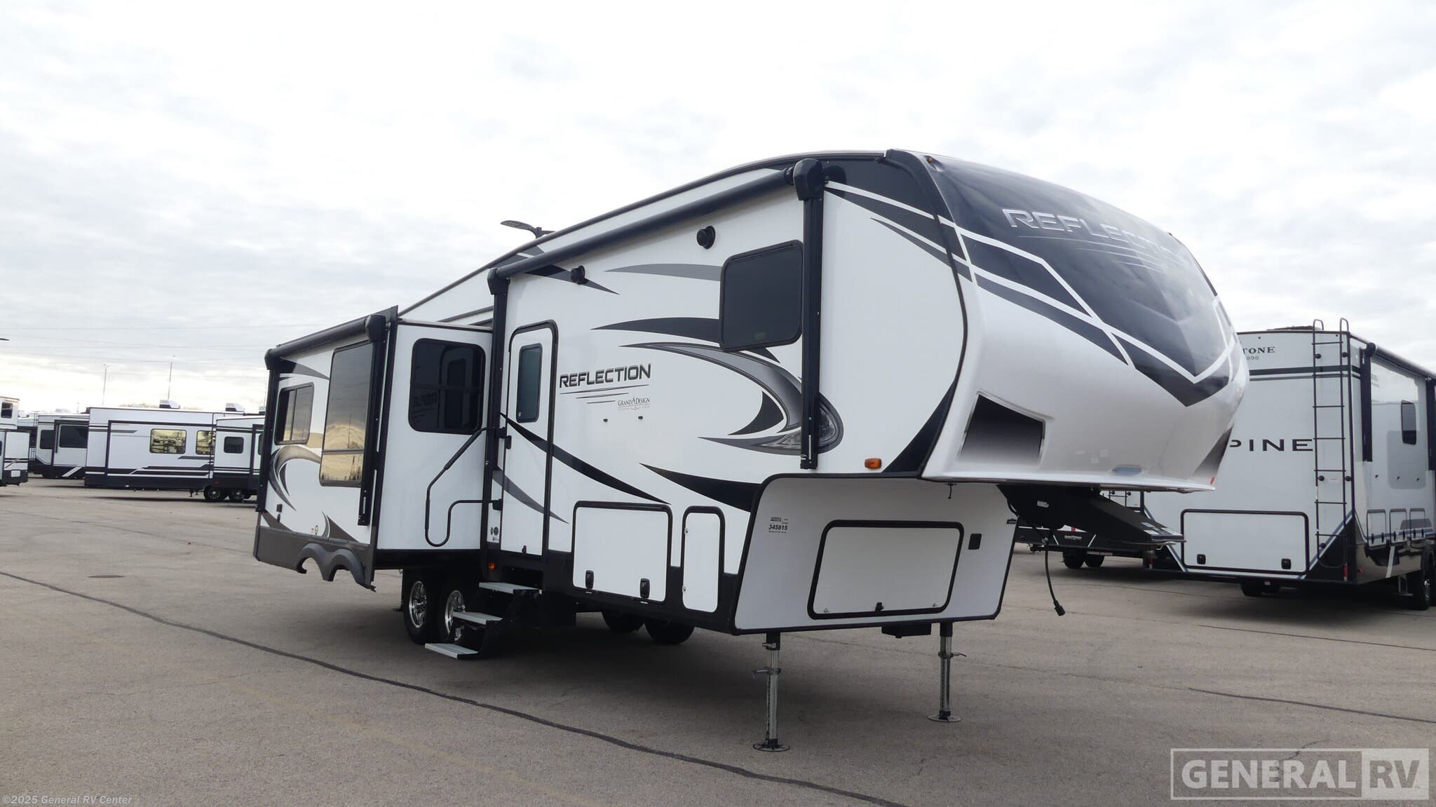 Used 2020 Grand Design Reflection 303RLS available in Huntley, Illinois