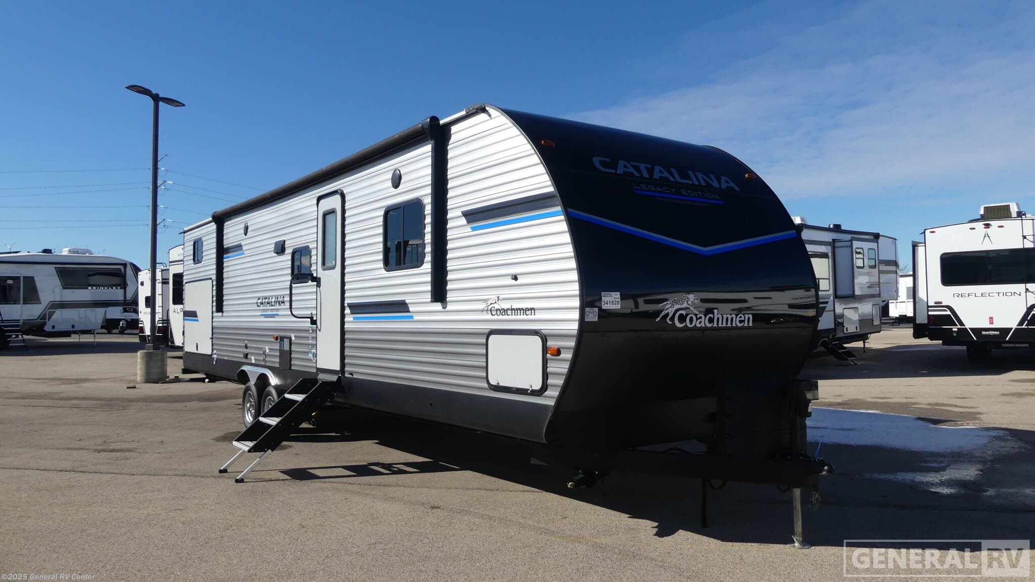 Used 2023 Coachmen Catalina Legacy 343BHTSCK available in Huntley, Illinois