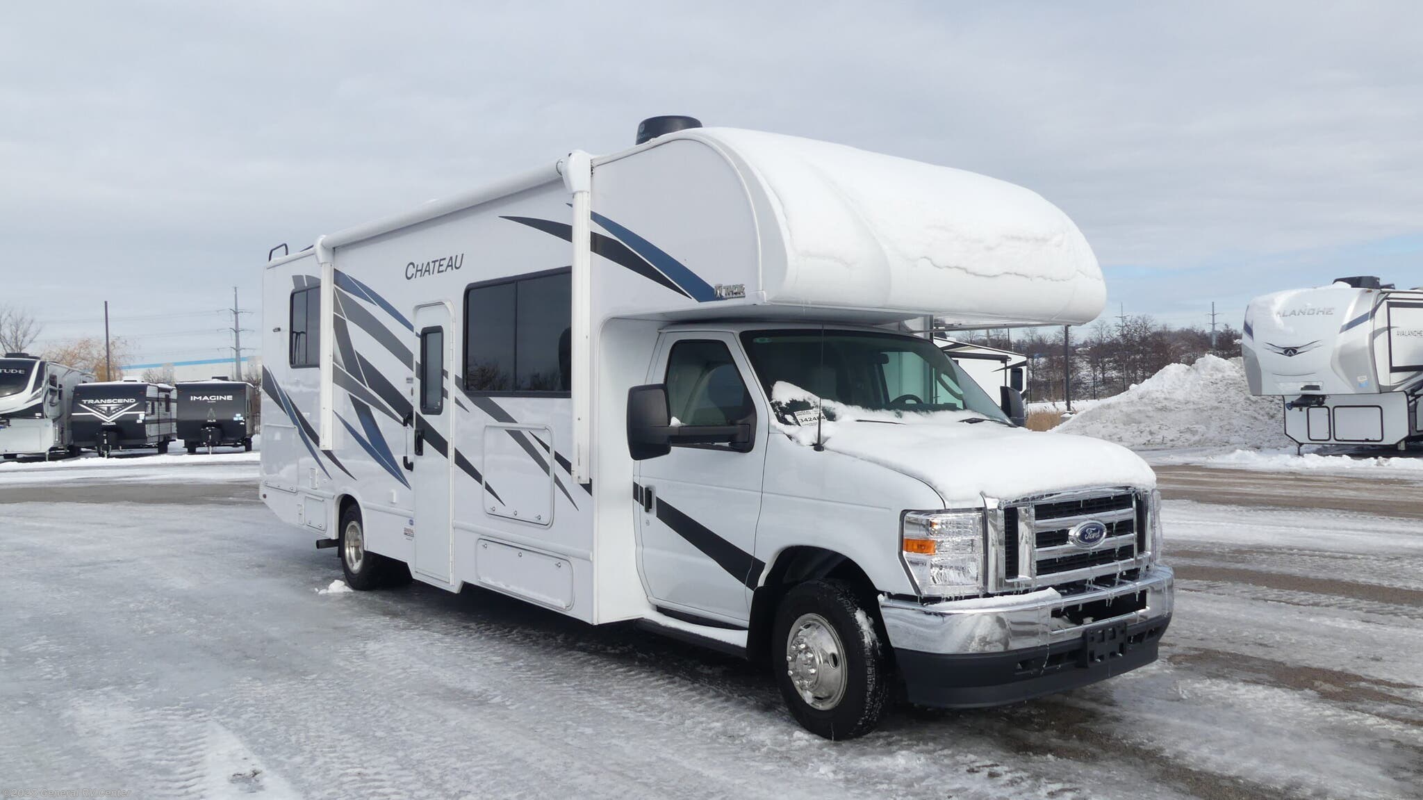 Used 2024 Thor Motor Coach Chateau 28Z available in Huntley, Illinois