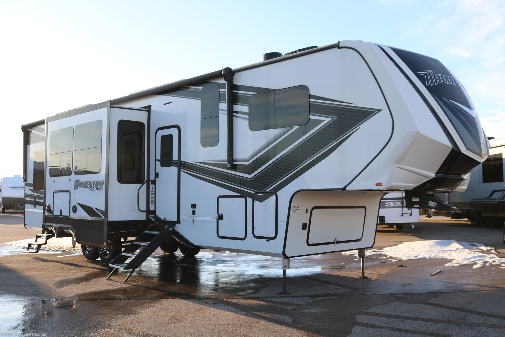 Used 2023 Grand Design Momentum 351MS available in Huntley, Illinois