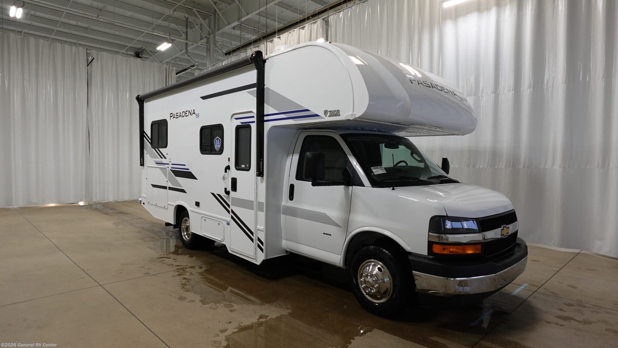 New 2026 Thor Motor Coach Pasadena SE21 Chevy available in Huntley, Illinois