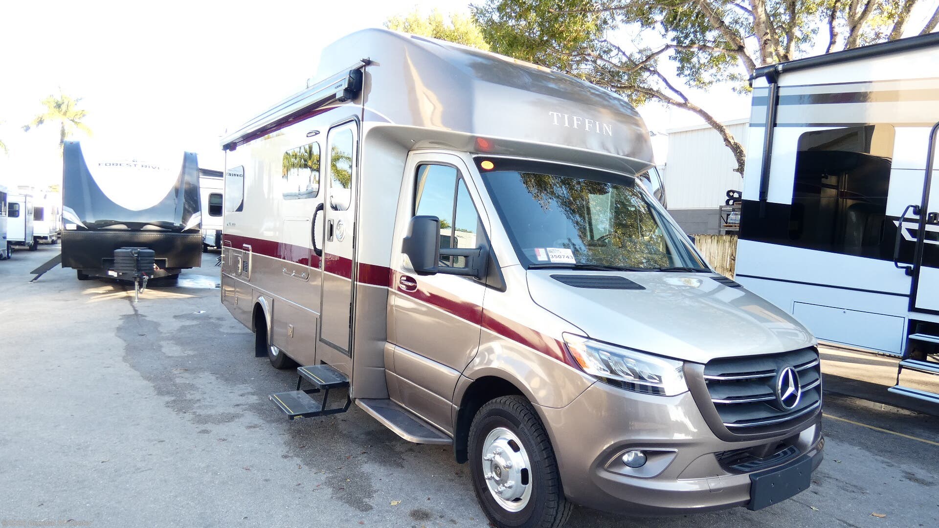 Used 2021 Tiffin Wayfarer 25TW available in Huntley, Illinois
