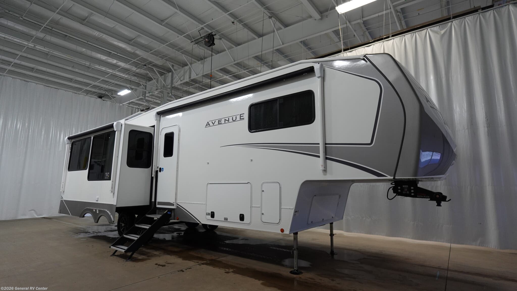 New 2026 Alliance RV Avenue 32RLS available in Huntley, Illinois