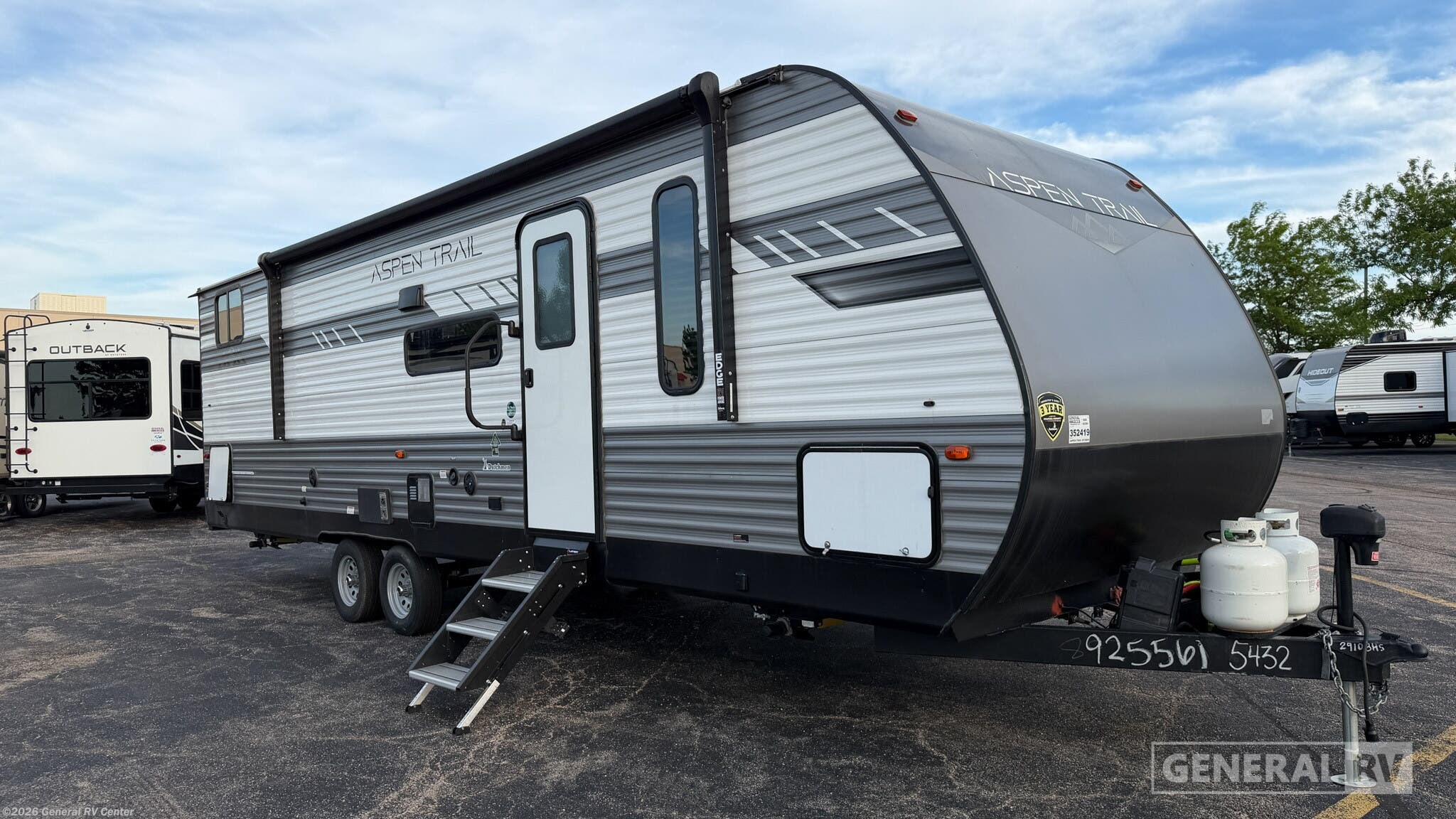 Used 2022 Dutchmen Aspen Trail 2910BHS available in Huntley, Illinois