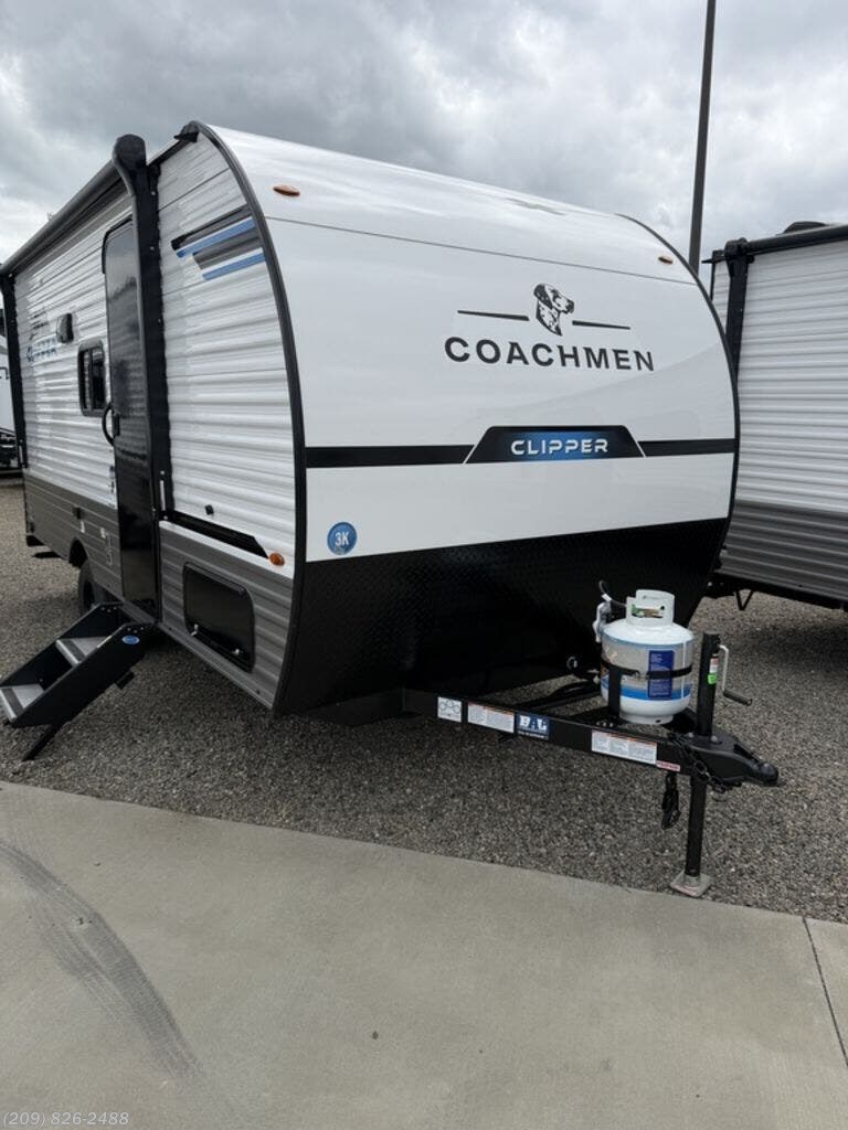 New 2026  Coachmen Clipper 3K Series 17CBH by Coachmen from Toscano RV in Los Banos, CA