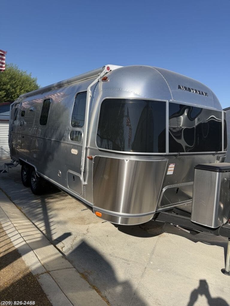New 2026  Airstream  Trade Wind® 25FBT by Airstream from Toscano RV in Los Banos, CA
