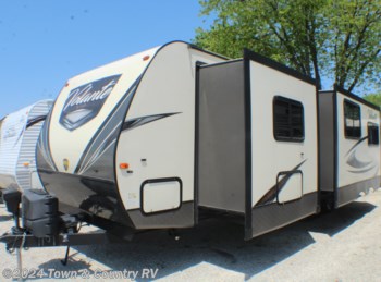 Used 2018 CrossRoads Volante 31BH available in Clyde, Ohio