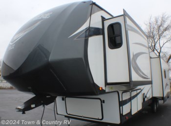 Used 2018 Forest River Salem Hemisphere GLX 337BAR available in Clyde, Ohio