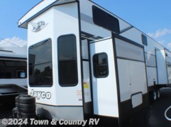 New 2025 Jayco Jay Flight Bungalow 40DLFT available in Clyde, Ohio