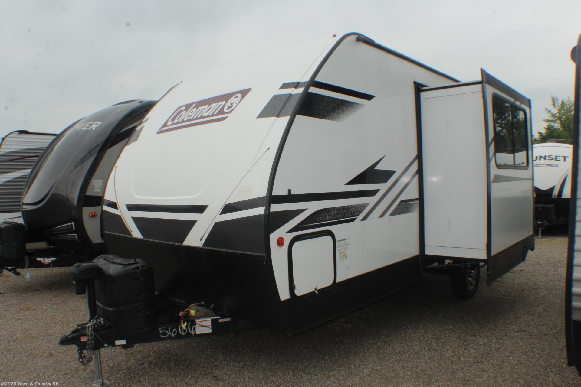 Used 2022 Dutchmen Coleman 1905BH available in Clyde, Ohio