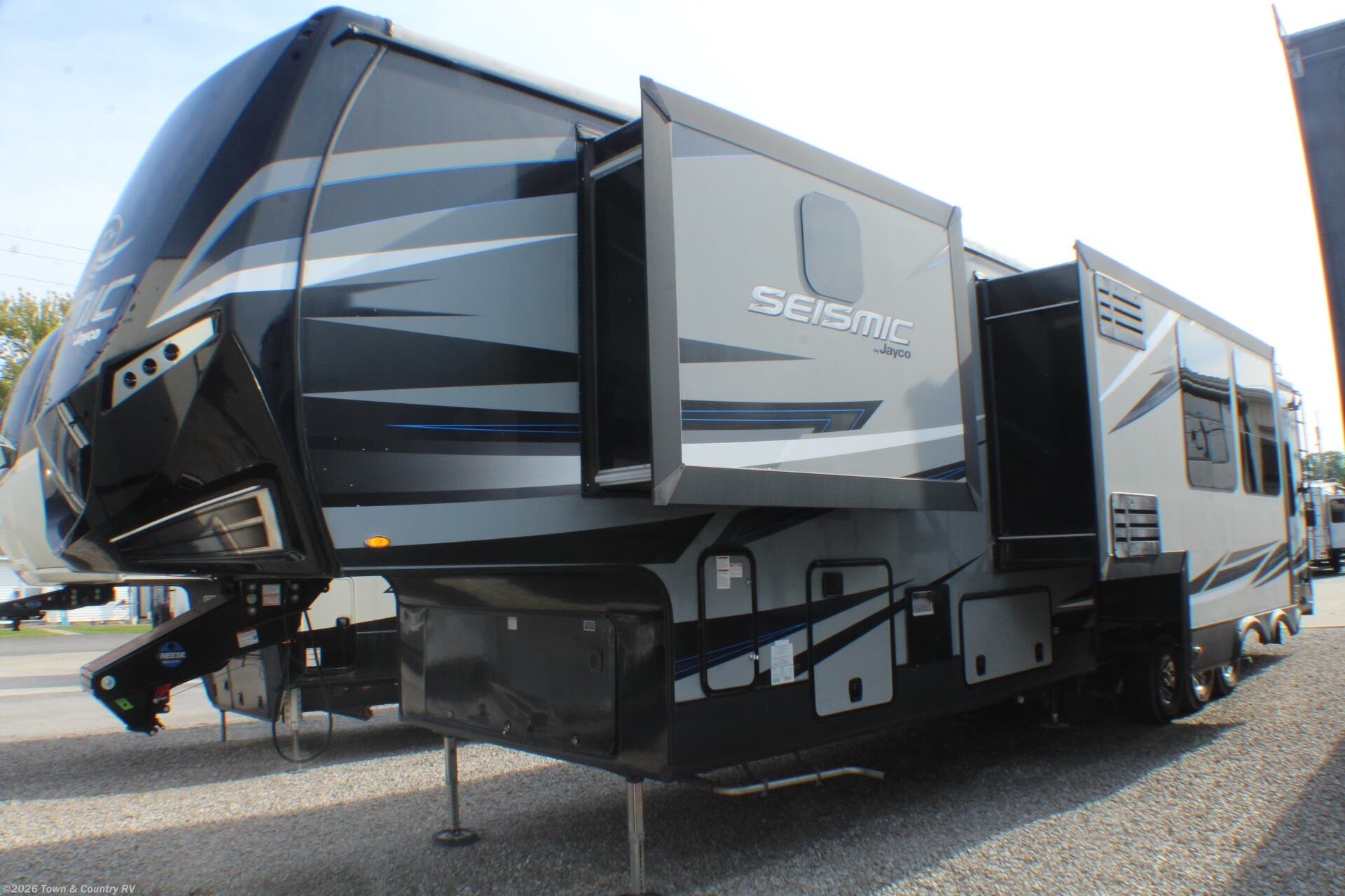 New 2019 Jayco Seismic 4113 available in Clyde, Ohio