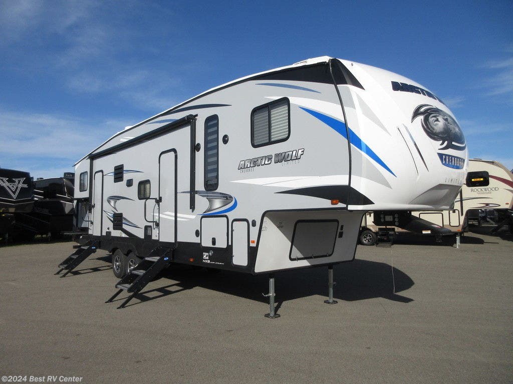 Fifth Wheel - 2020 Forest River Arctic Wolf 321BH | TrailersUSA