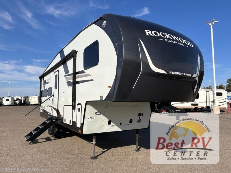 New 2026 Forest River Rockwood Signature R301RKS available in Turlock, California