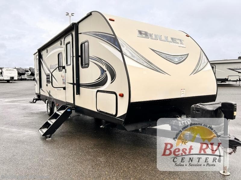 Used 2017 Keystone Bullet 272BHSWE available in Turlock, California