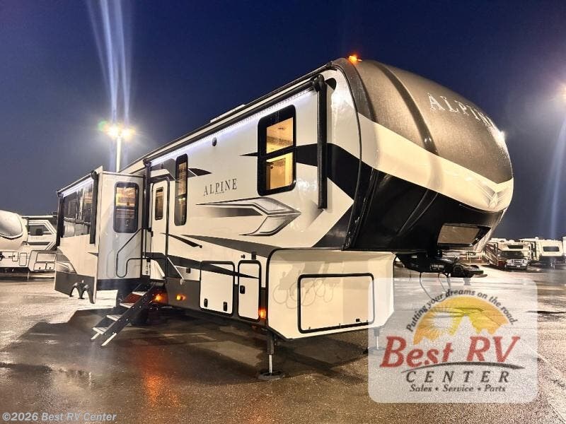 Used 2022 Keystone Alpine 3220RL available in Turlock, California