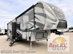 Used 2015 Keystone Fuzion 345 chrome available in Turlock, California