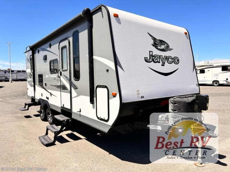 Used 2016 Jayco Jay Feather 23BHM available in Turlock, California