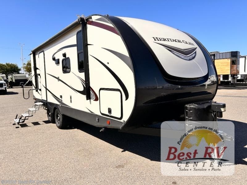 Used 2020 Forest River Wildwood Heritage Glen Hyper-Lyte 22RBHL available in Turlock, California