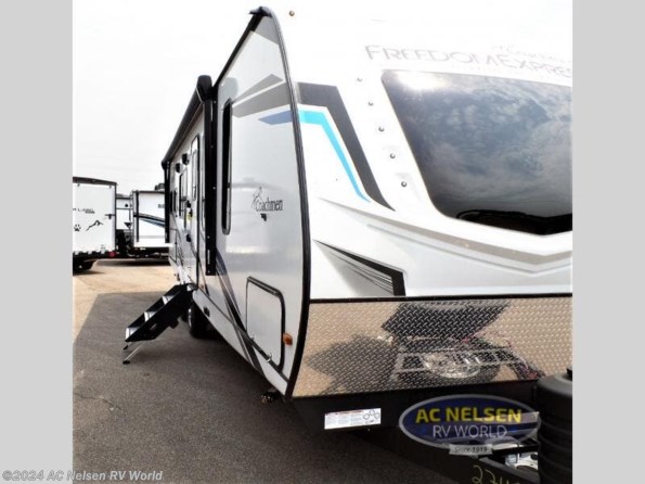 2023 Coachmen Freedom Express Ultra Lite 274RKS available in Shakopee, MN