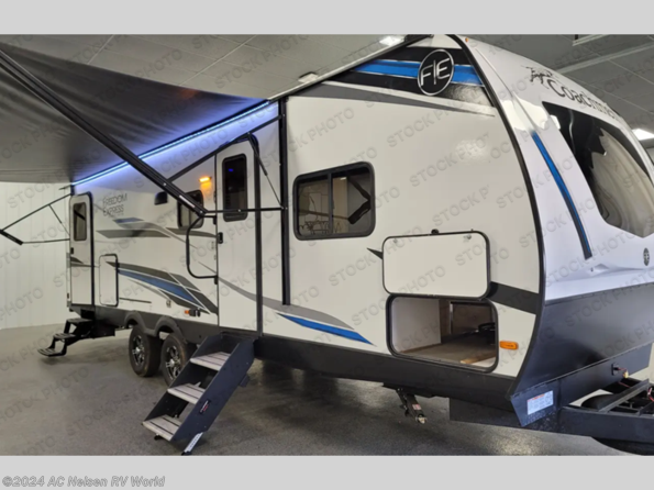 2024 Coachmen Freedom Express 288BHDS available in Shakopee, MN